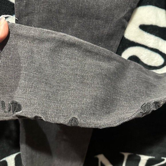 Levi’s 711 skinny jeans 👖👖👖 - Picture 4 of 5